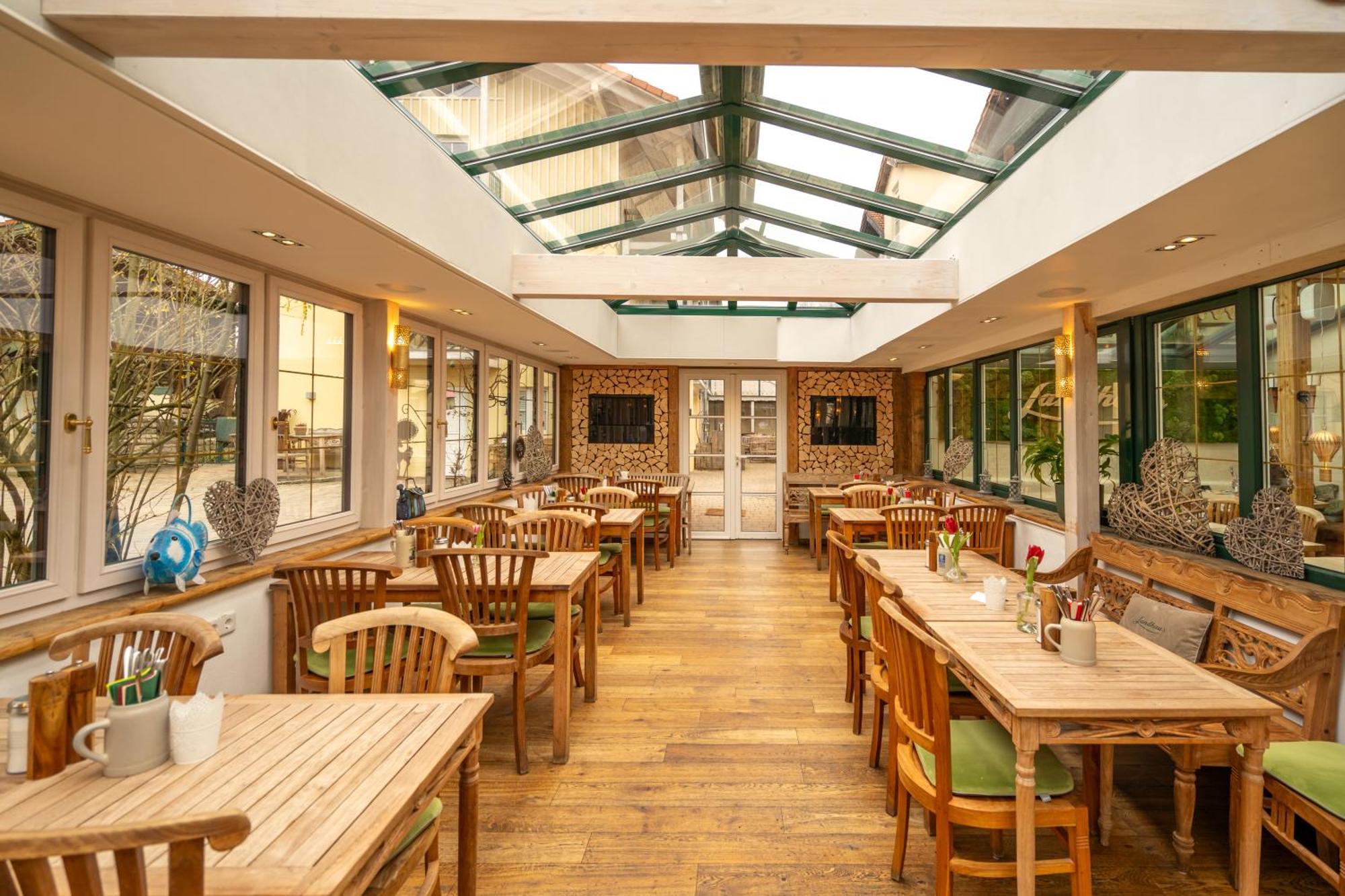 Landhaus Hotel Wolfratshausen Ngoại thất bức ảnh