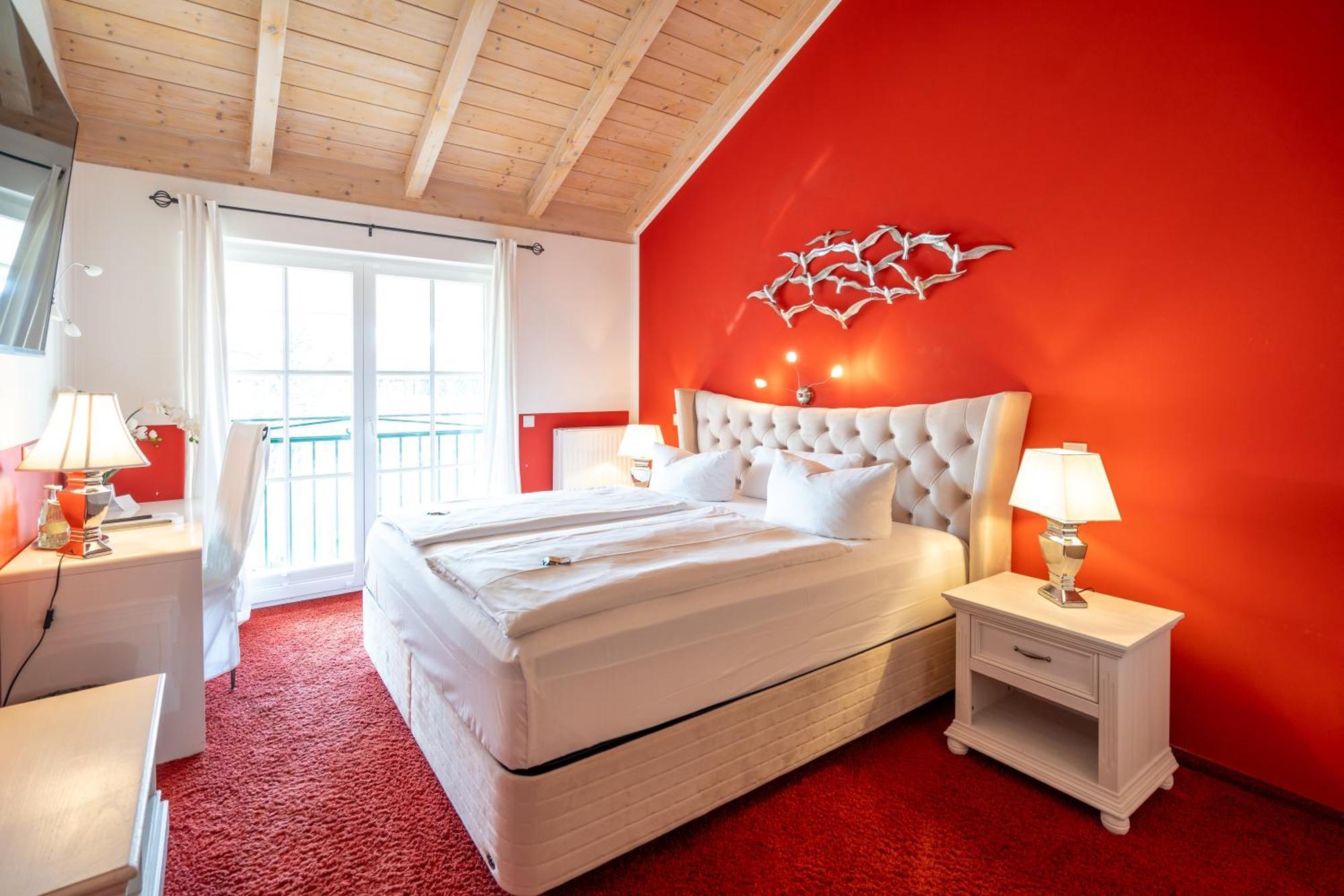 Landhaus Hotel Wolfratshausen Ngoại thất bức ảnh