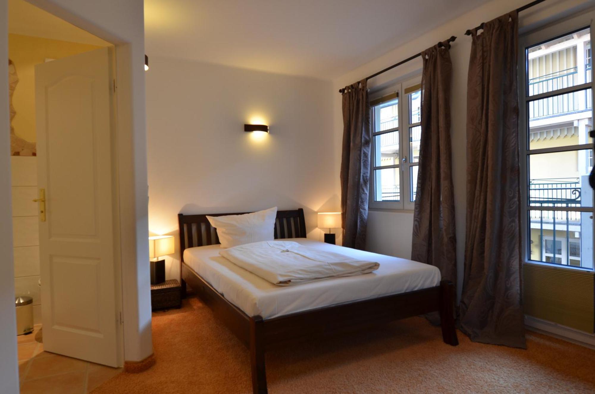 Landhaus Hotel Wolfratshausen Ngoại thất bức ảnh