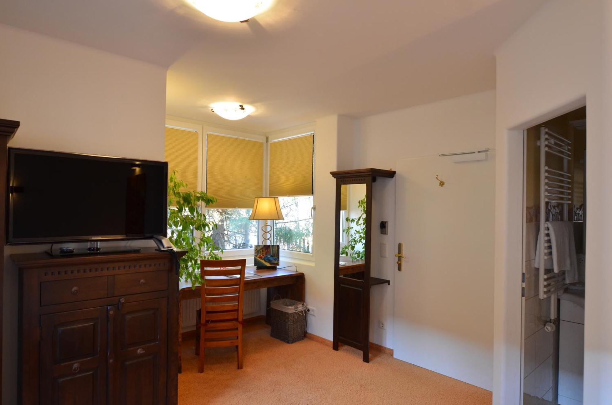 Landhaus Hotel Wolfratshausen Ngoại thất bức ảnh