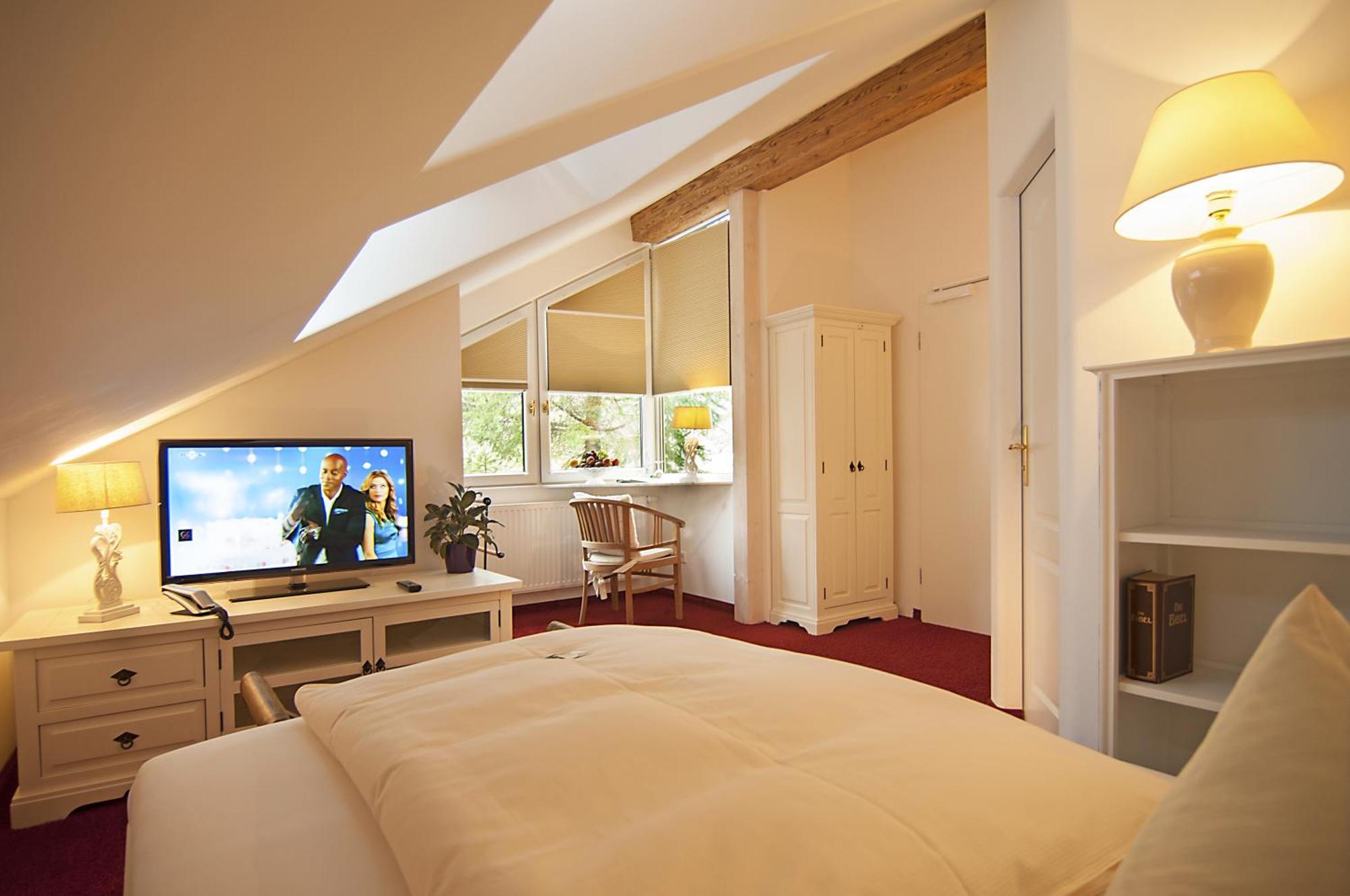 Landhaus Hotel Wolfratshausen Phòng bức ảnh