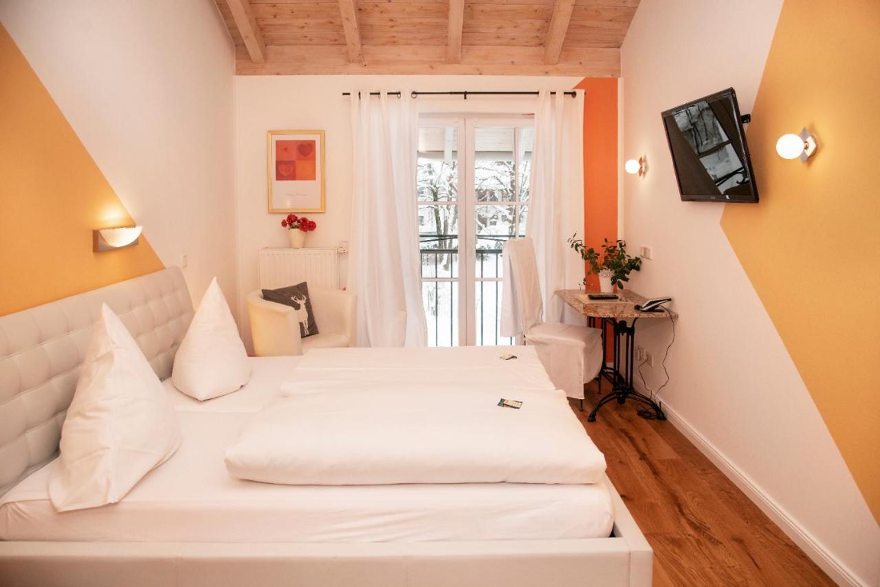 Landhaus Hotel Wolfratshausen Ngoại thất bức ảnh